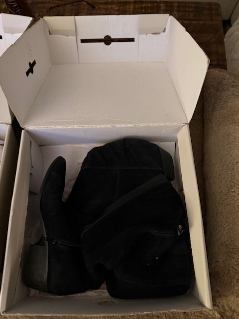 WOMEN SHOES