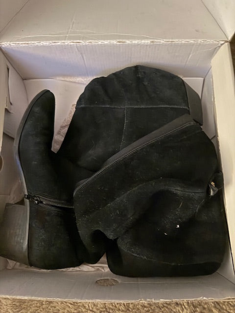 WOMEN SHOES