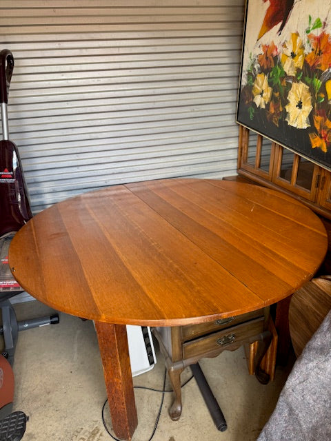KITCHEN TABLE