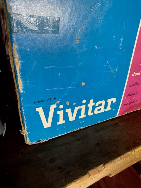PROJECTOR