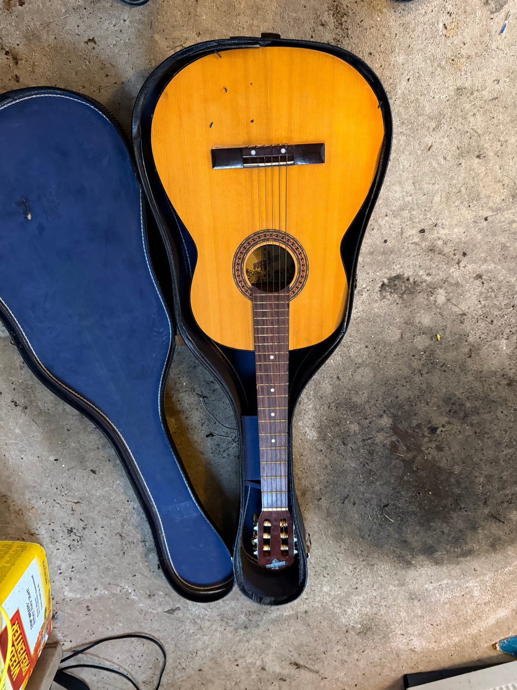 GUITAR