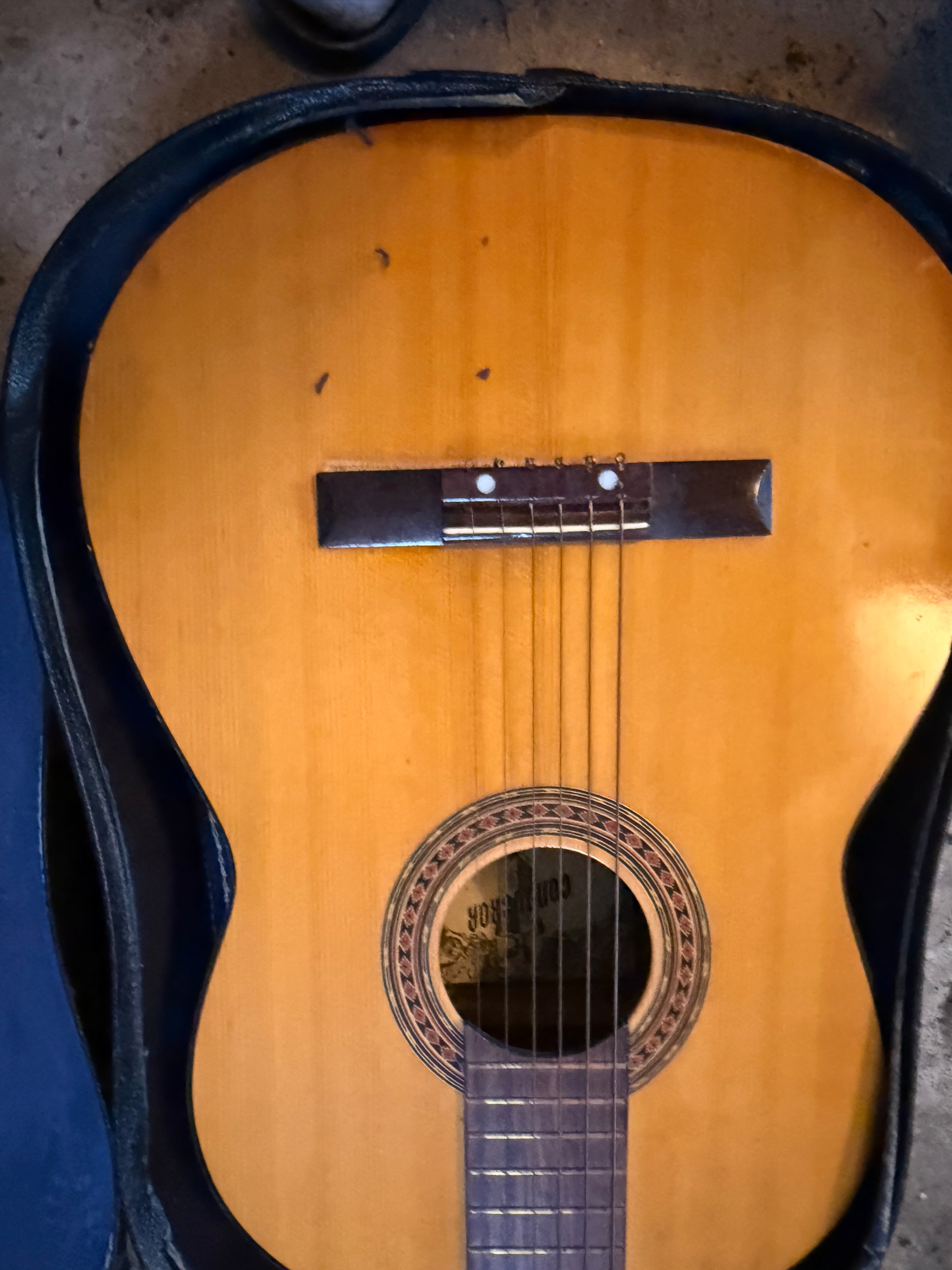 GUITAR