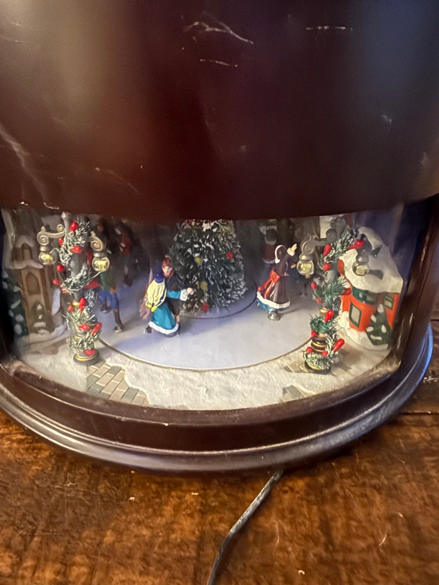 CHRISTMAS MUSIC BOX
