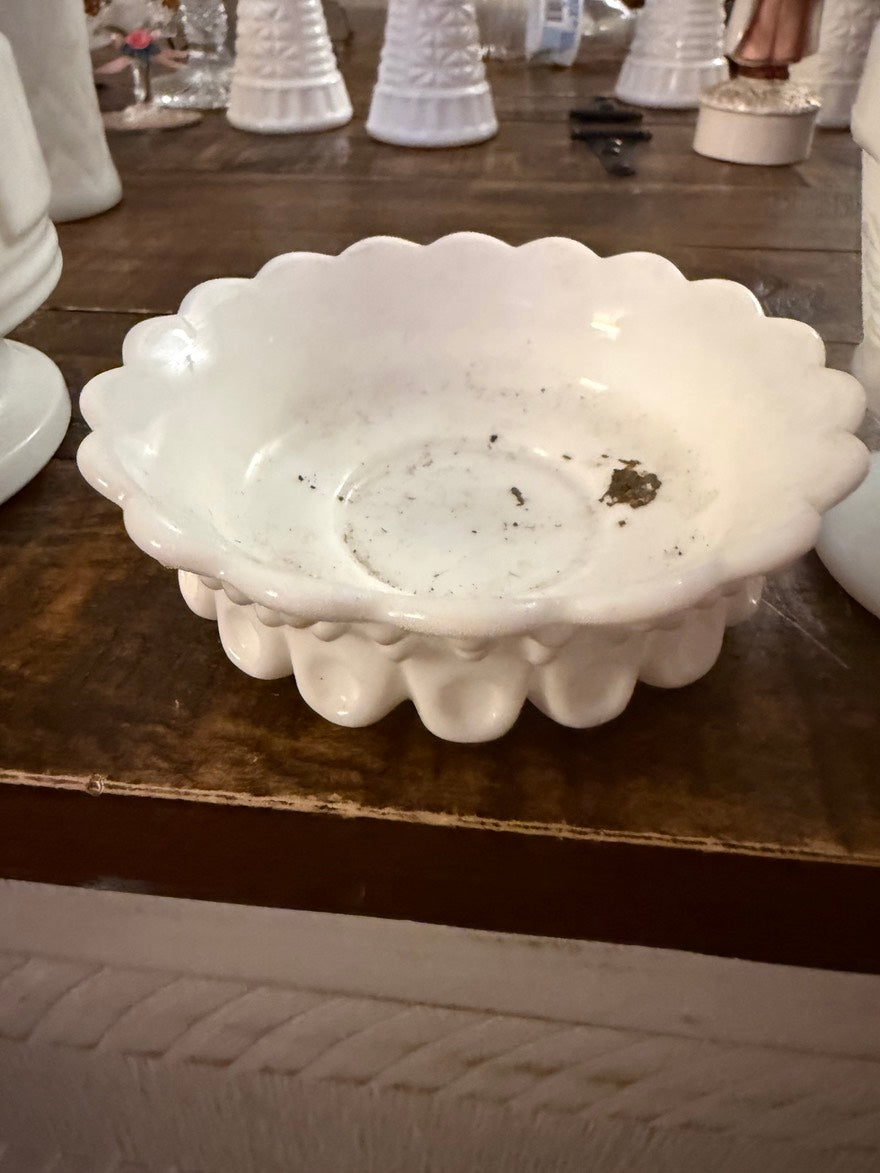 WHITE GLASS