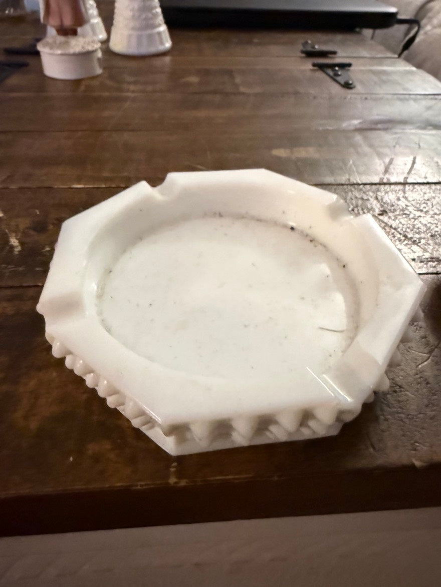 WHITE GLASS