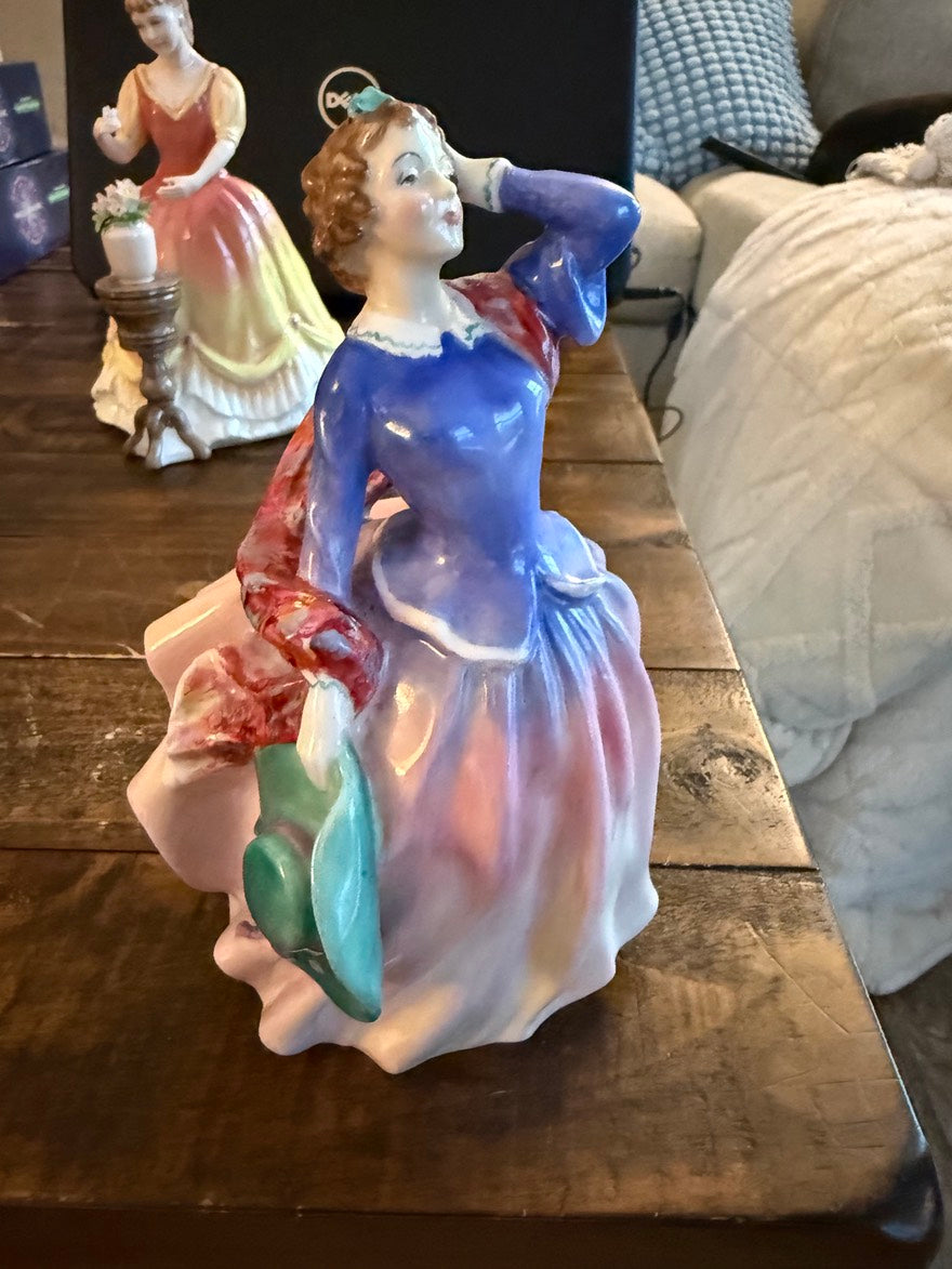 ROYAL DOULTON