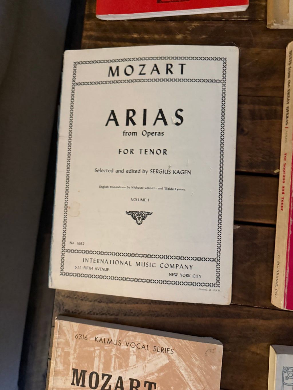 Opera Book
