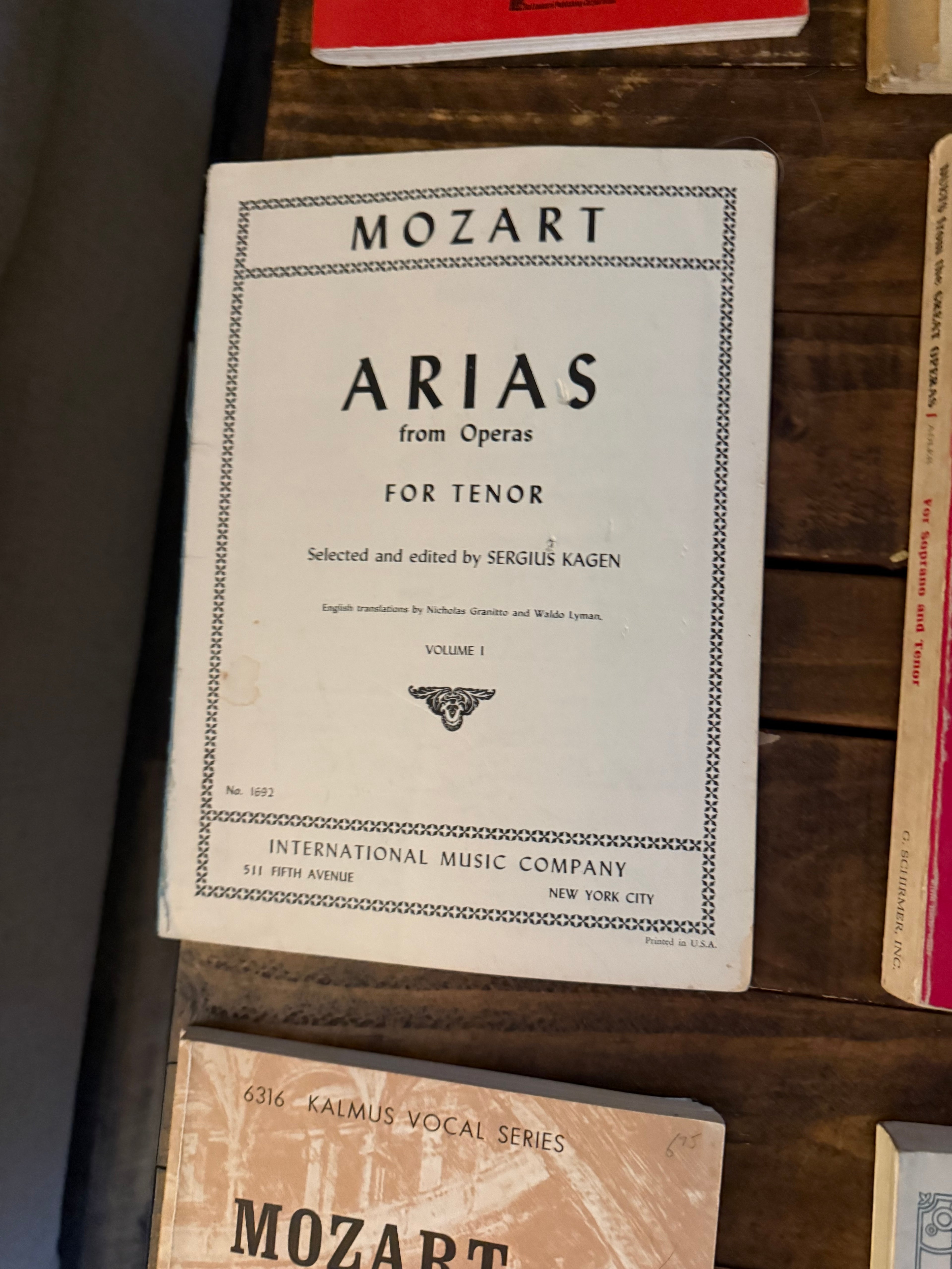 Opera Book