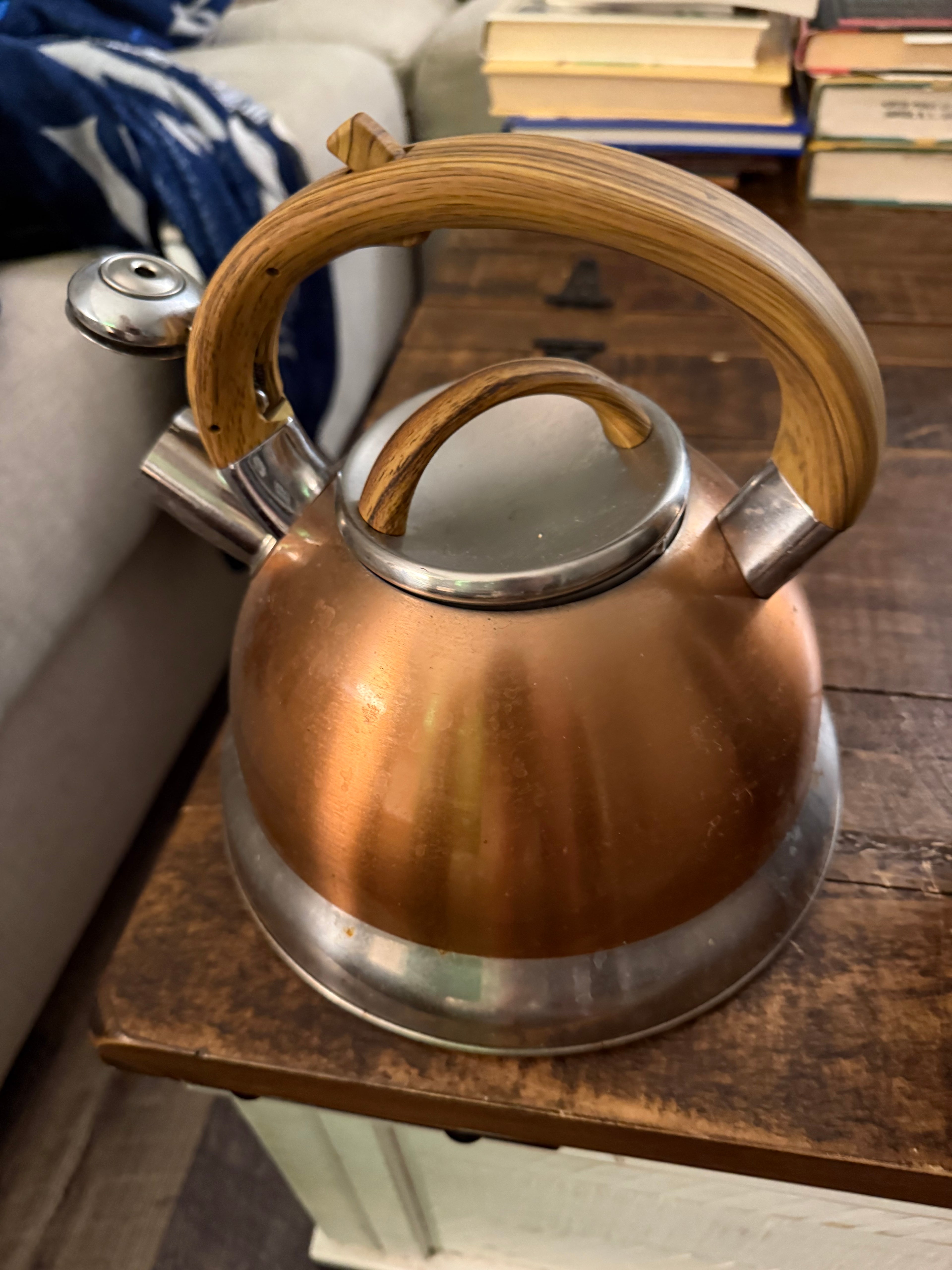 Tea pot