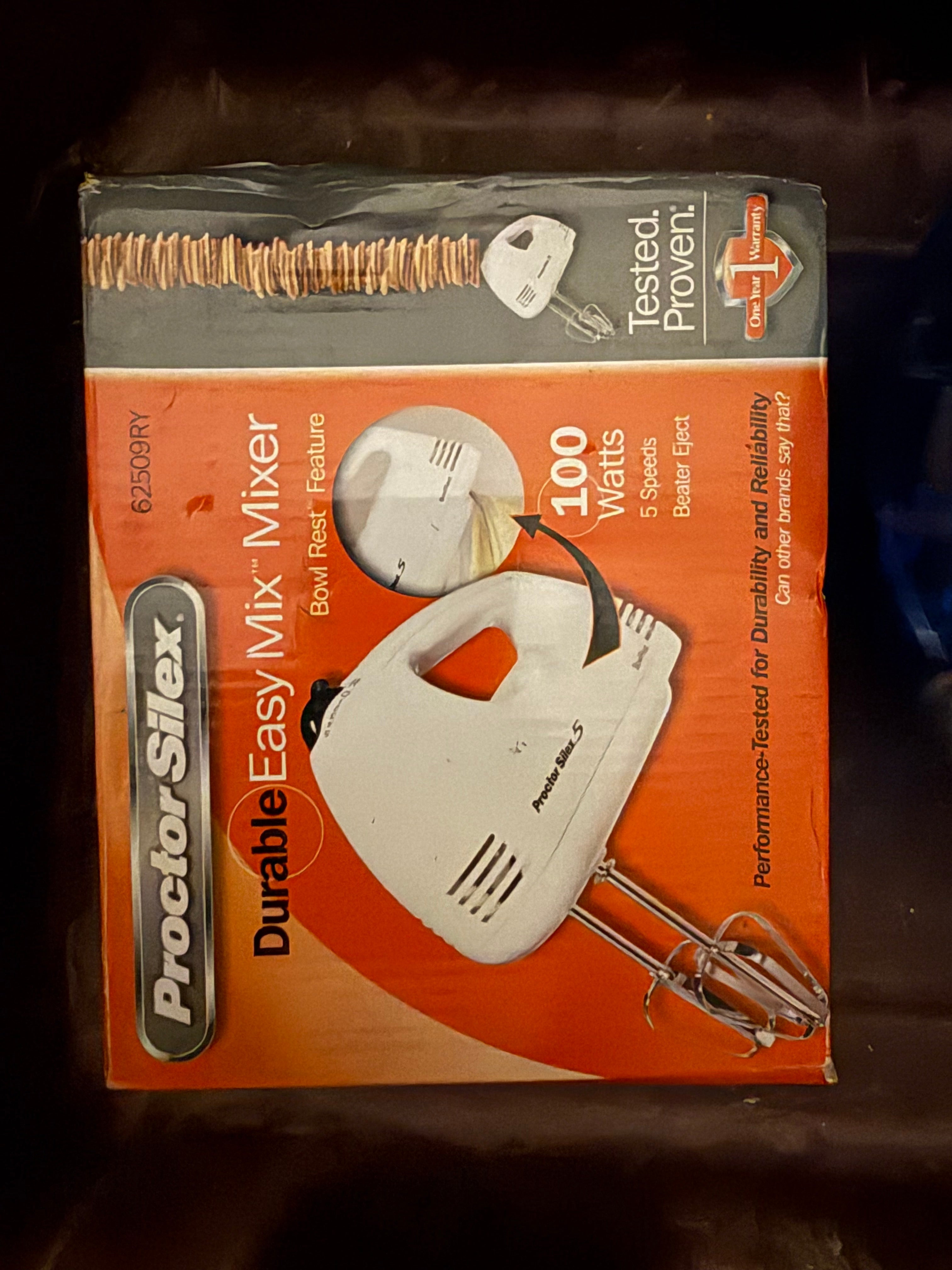 Hand mixer