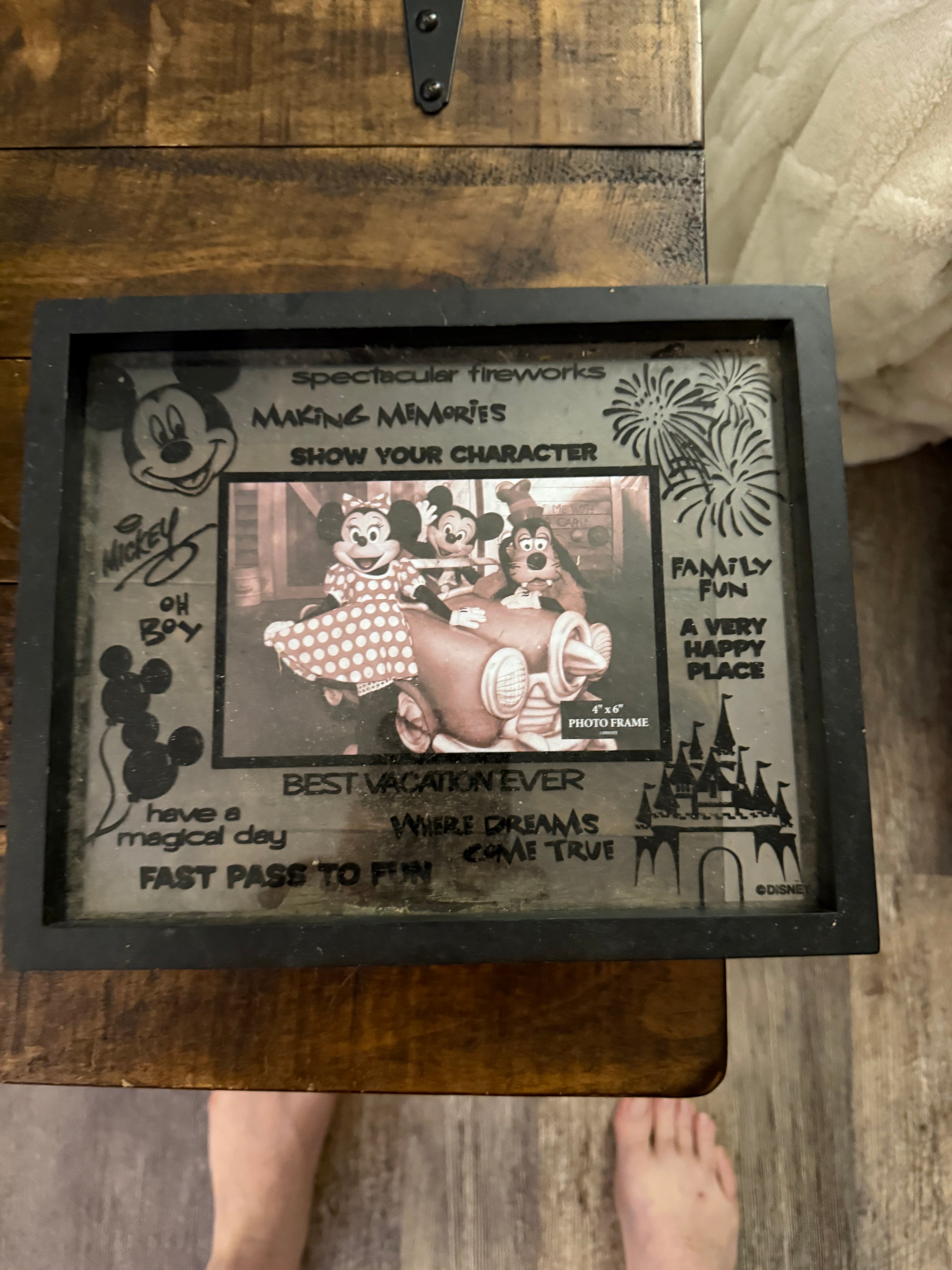 Wdw Frame
